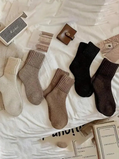 【5Pairs】Nyzfexk Women's Solid Mid-calf Socks, Casual Soft Comfy Warm Socks for Fall & Winter, Women's Socks for Daily Wear